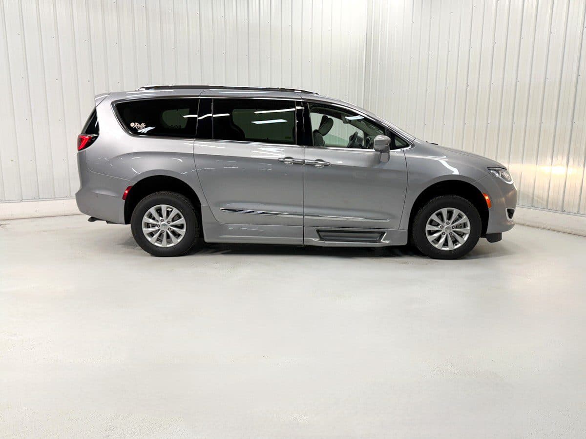 2018 Chrysler Pacifica Touring L wheelchair van, Billet Silver